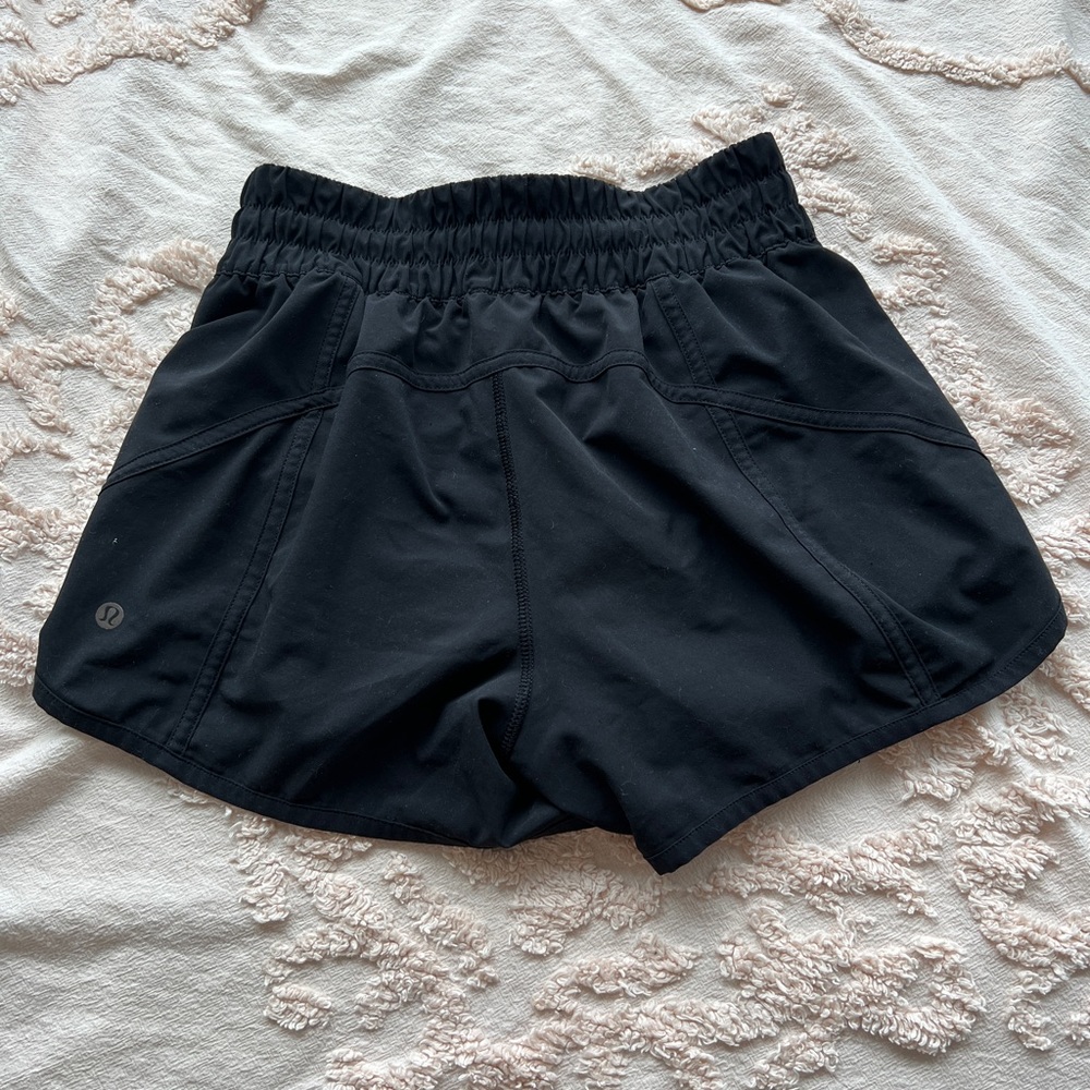 Lululemon Tracker Short V * 4" BLACK SIZE 6
